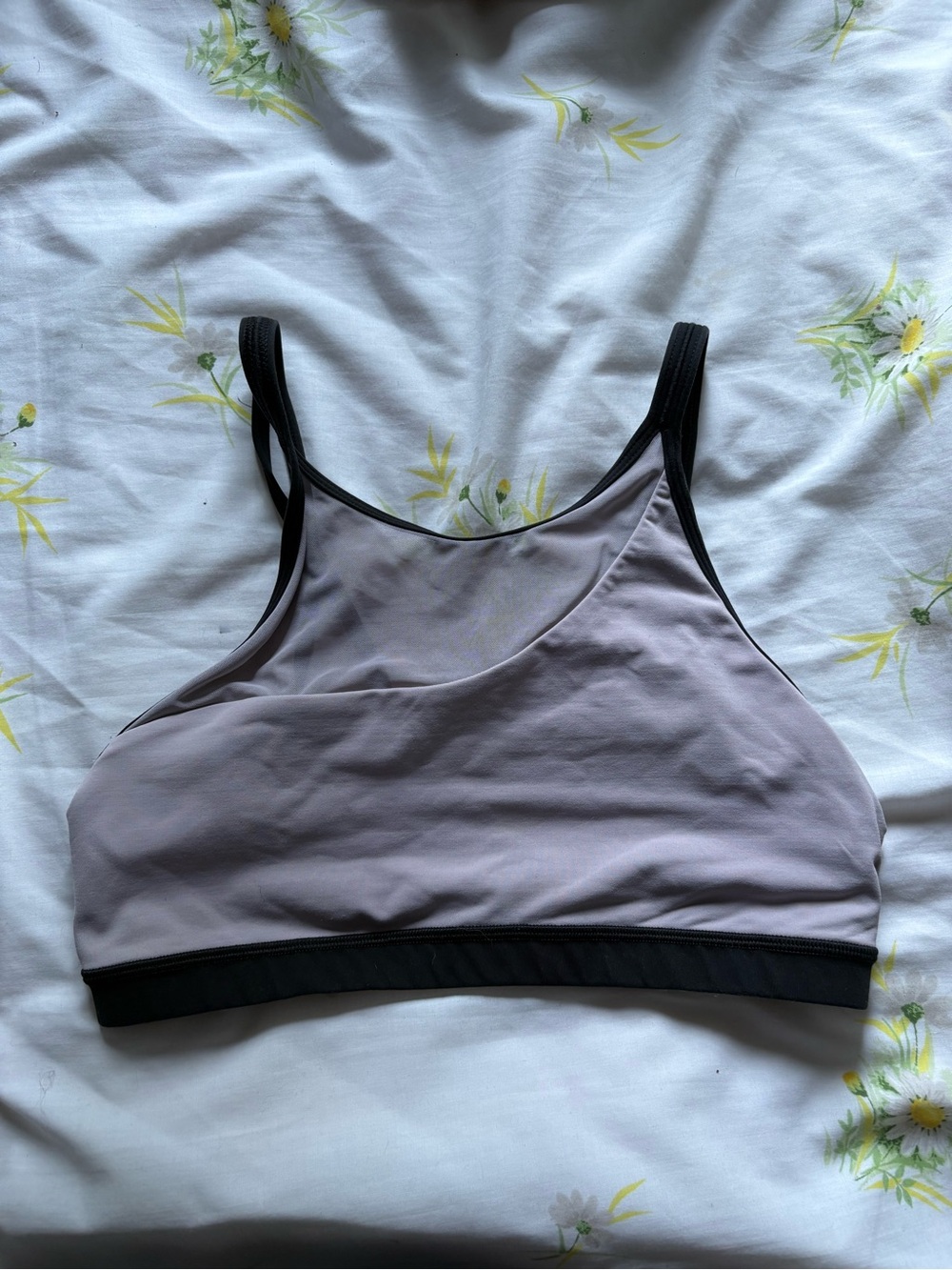 lululemon athletica High-Neck Sports Bra in Light Mauve with Black Trim Size 8